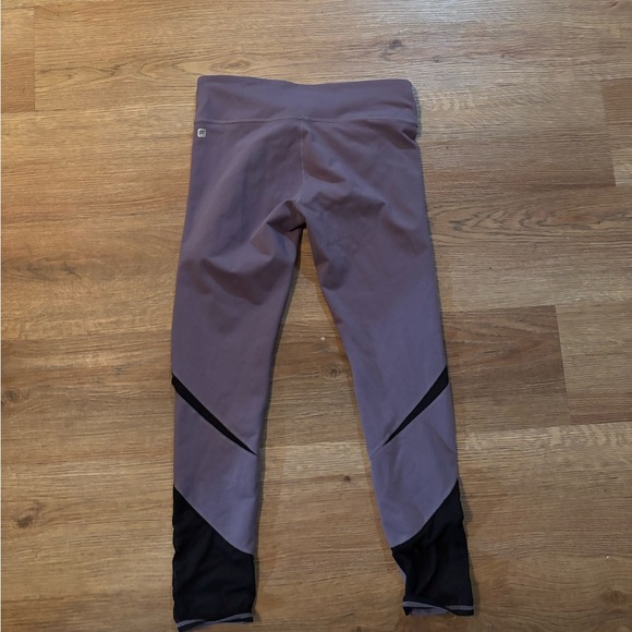 Fabletics leggings size small - Picture 2 of 3